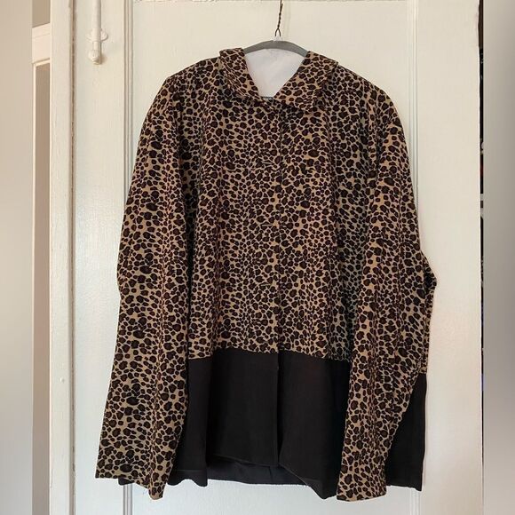 Apparenza Tops - Apparenza Cheetah Print and Black Button Down Shirt Jacket Size 24W